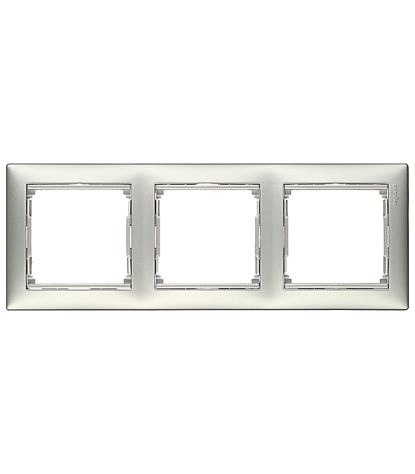 original-12171.jpg Рамка Legrand Valena трехместная алюминий (694332) — изображение 1