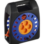 Удлинитель UNIVersal без заземления 20 м на катушке 2,2 кВт 4 розетки ПВС 2х1 кв.мм IP20