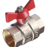 Кран шаровой латунный Valtec Base 3/4 ВР(г) х 3/4 ВР(г) бабочка прямой (VT.217.N.05)