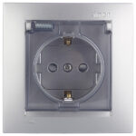 Розетка Simon 15 встраиваемая алюминий со шторками с крышкой (1590450-033)